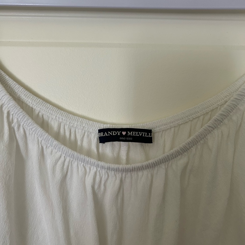 Brandy Melville Off The Shoulder Beccah Crop Top White One Size - Picture 3 of 5